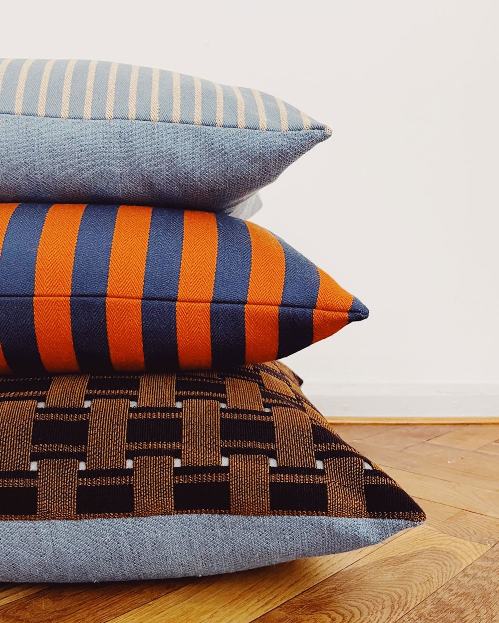 6F7C11CC F6C2 42D9 B725 D5C4E303016B