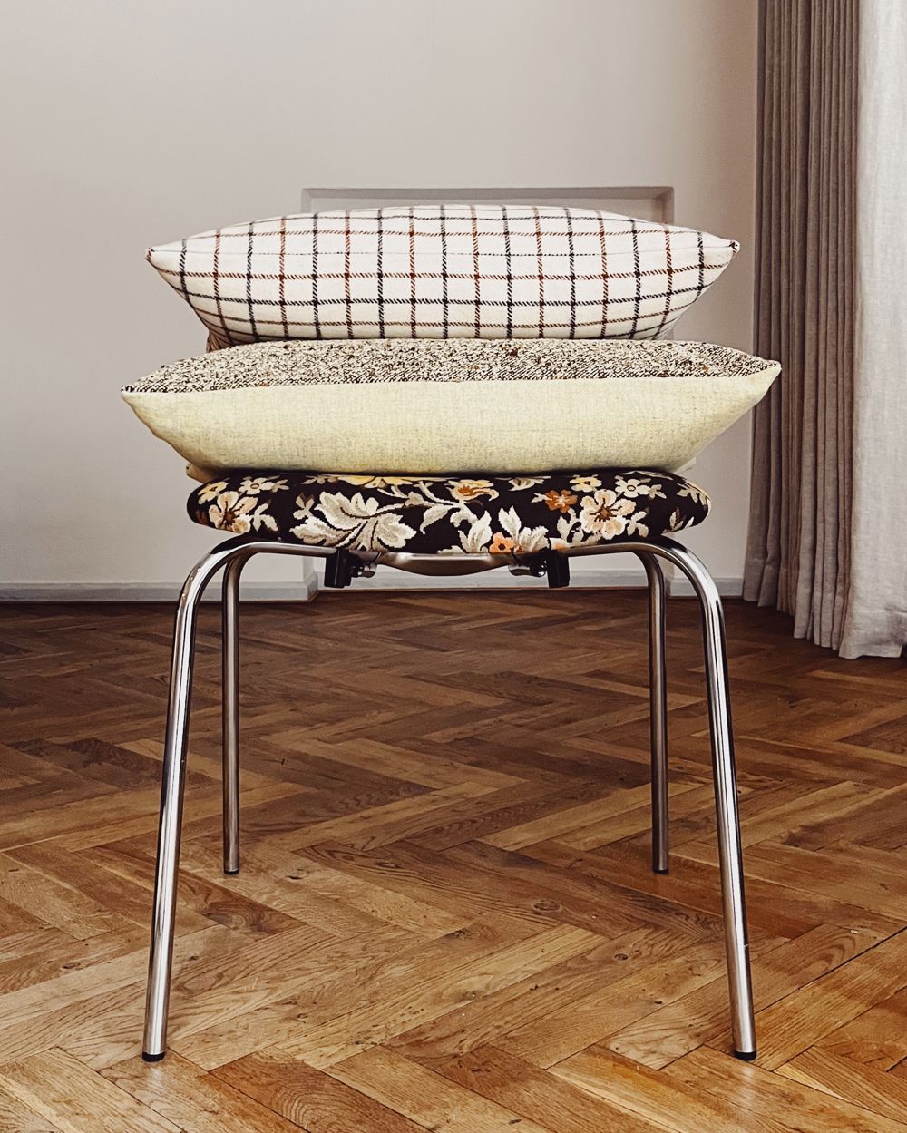 28ECF4F6 4007 41D9 8F7D 6364EA015843