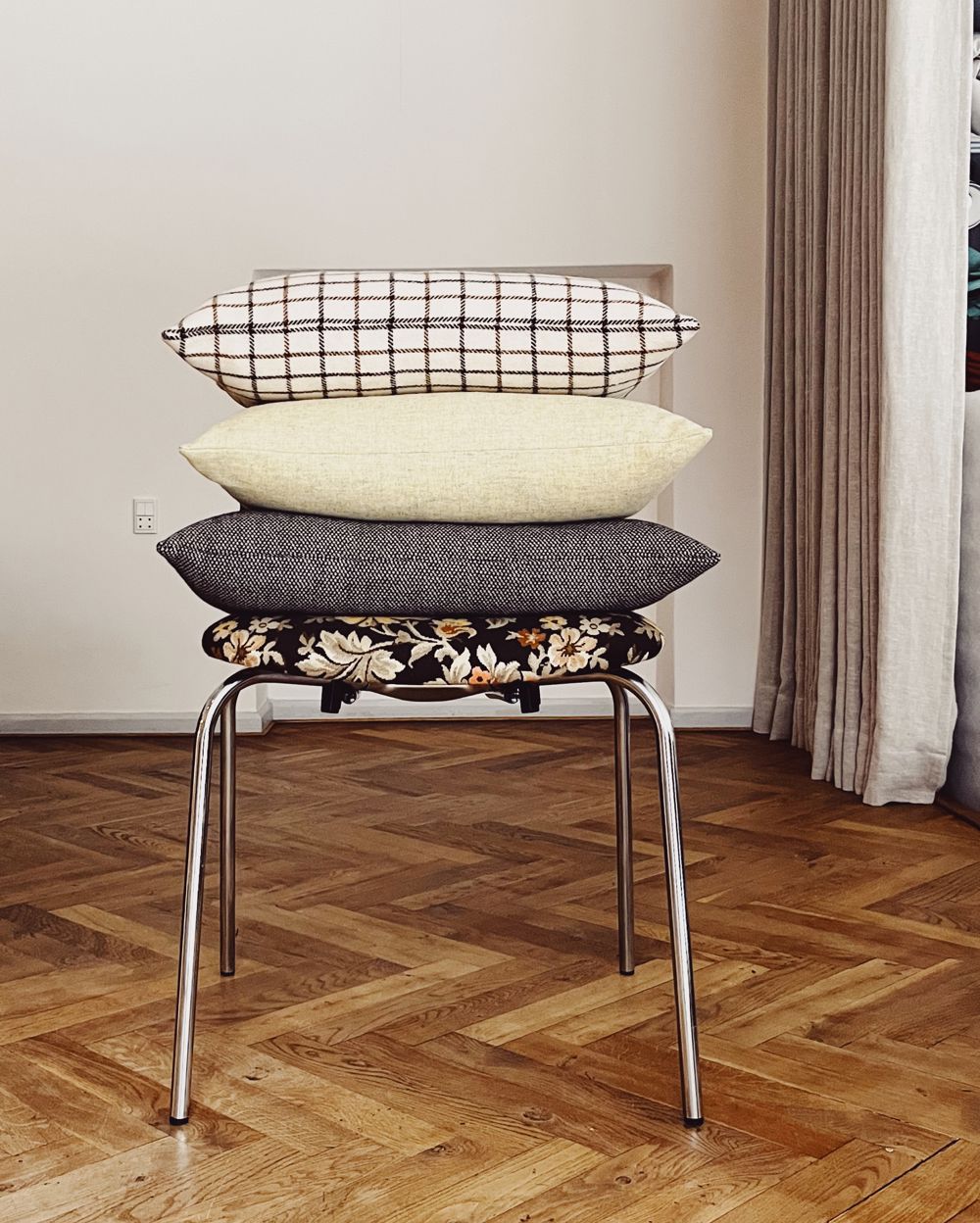 069F1925 215F 424C 9640 9464A3CB6FA5