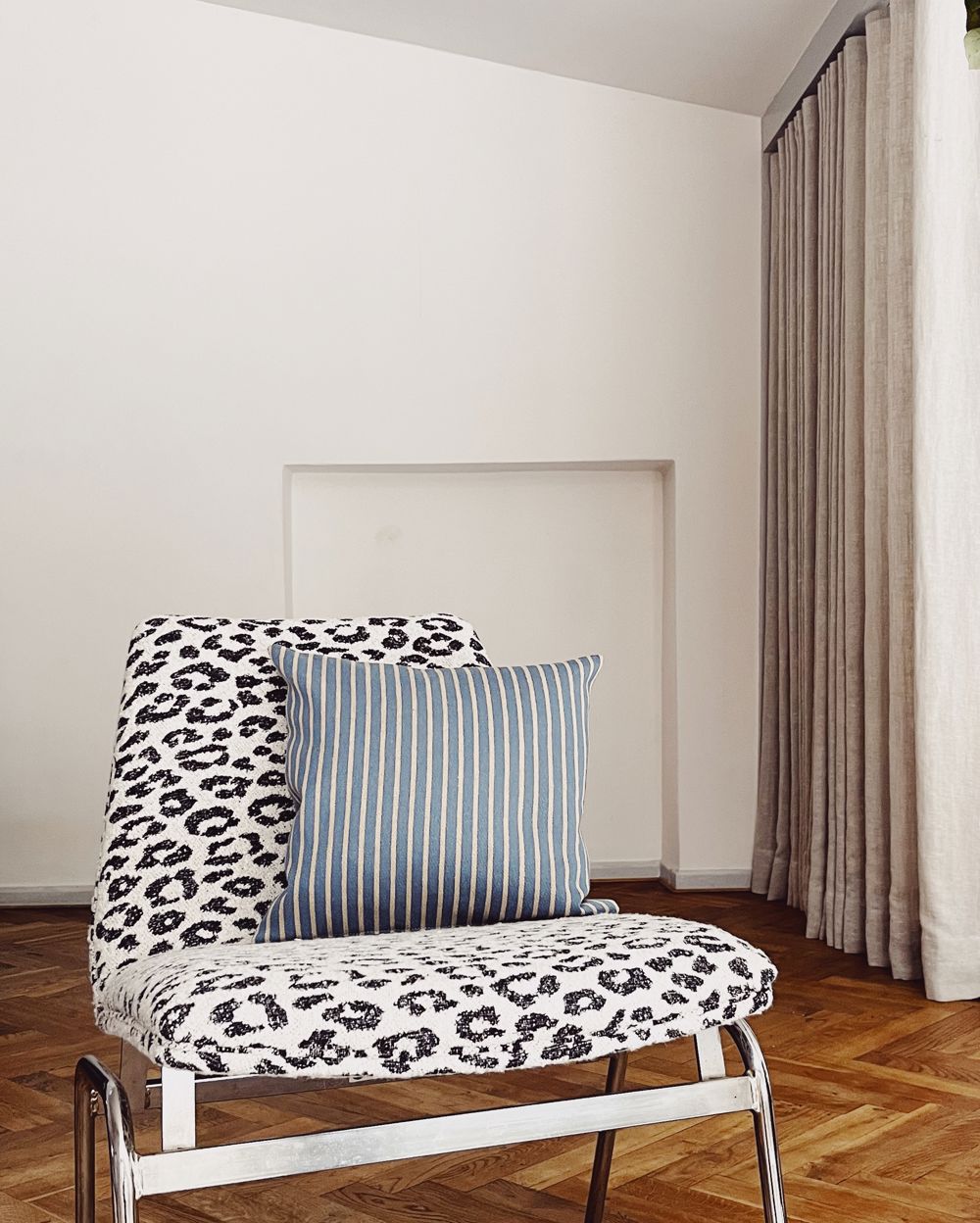 C2D8AE87 CB77 40D7 BE93 A6A31EEEAD34