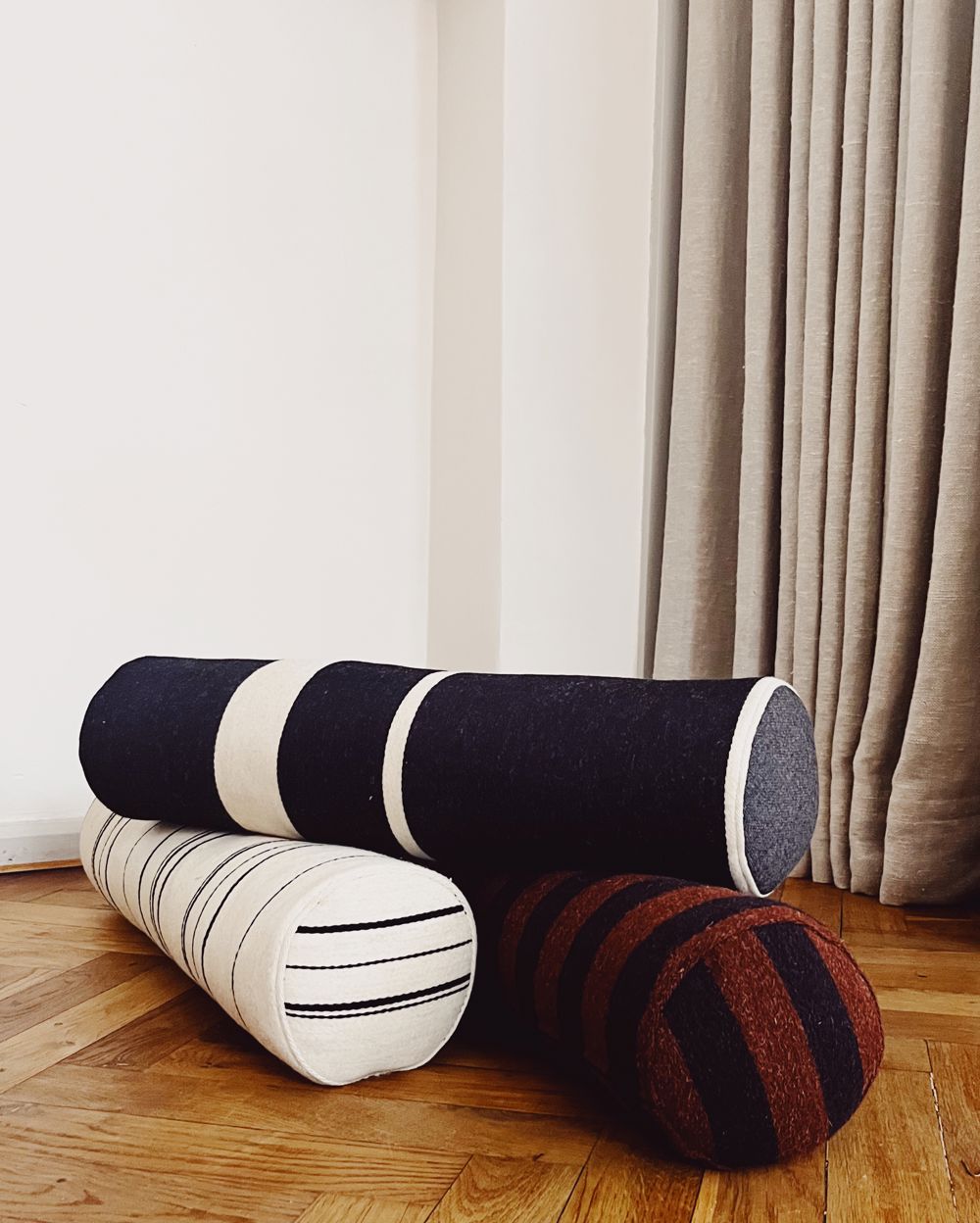 DC7A6609 5EE6 4BE4 AA69 EEC827DB9D02